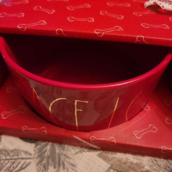 Rae Dunn pet bowl set, new - Picture 3 of 4